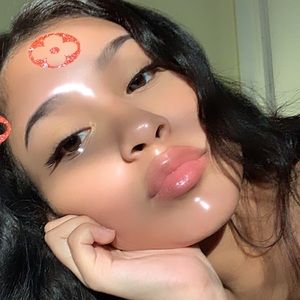 Meet your Posher, Maylin